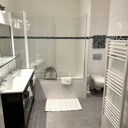 3p Centre 2min Palais Des Festivals,rue Du Antibe Location Apartment *