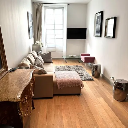Apartment 3p Centre 2min Palais Des Festivals,rue Du Antibe Location